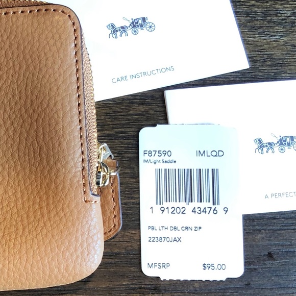 Coach Double Corner Zip Wristlet in Light Saddle - Picture 4 of 8